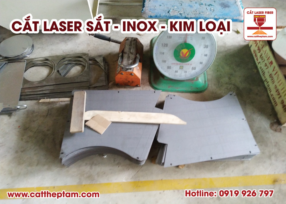 cat laser sat 02 1